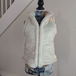 New York & Company vest. Size small.